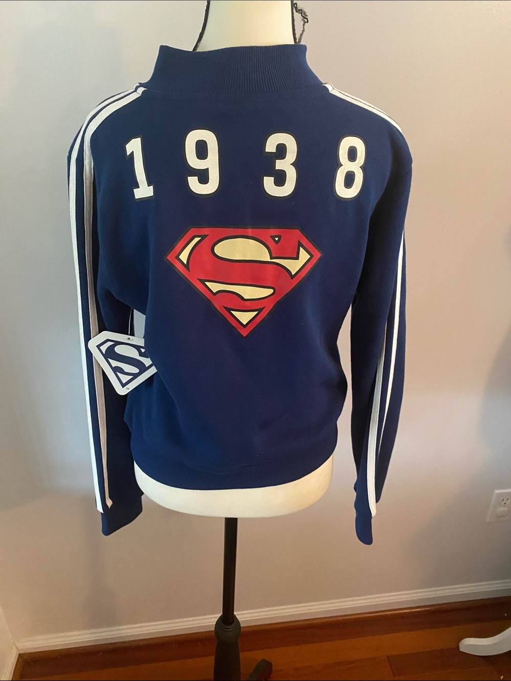 Superman 1938 zip front jacket with tags